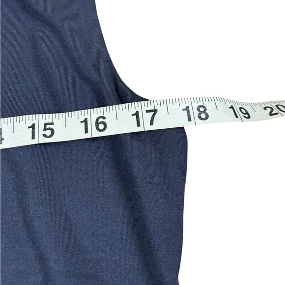 ANN TAYLOR NWT Sleeveless V Neck Blouse Navy Sz L Stretch - Picture 7 of 8